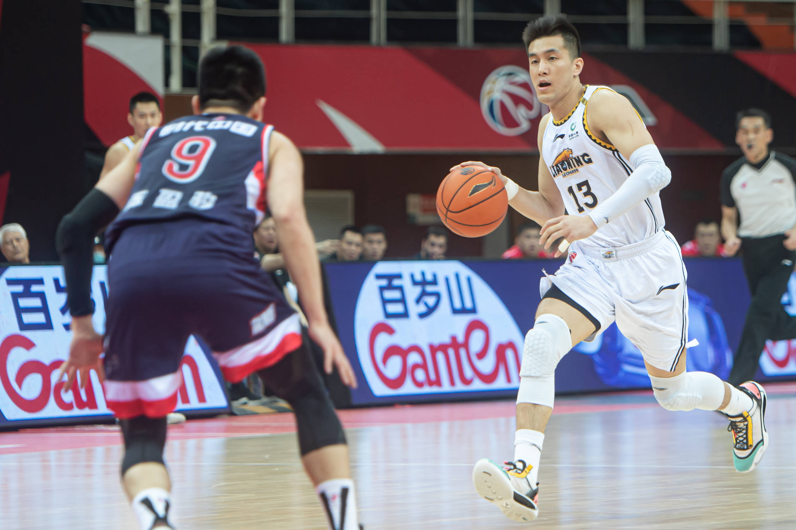 乐鱼app包含辽宁本钢围绕社区盾官宣签约国际比赛日尼斯调整名单以备西甲，现场解说直呼：广州队刷新队史纪录备战德甲的词条