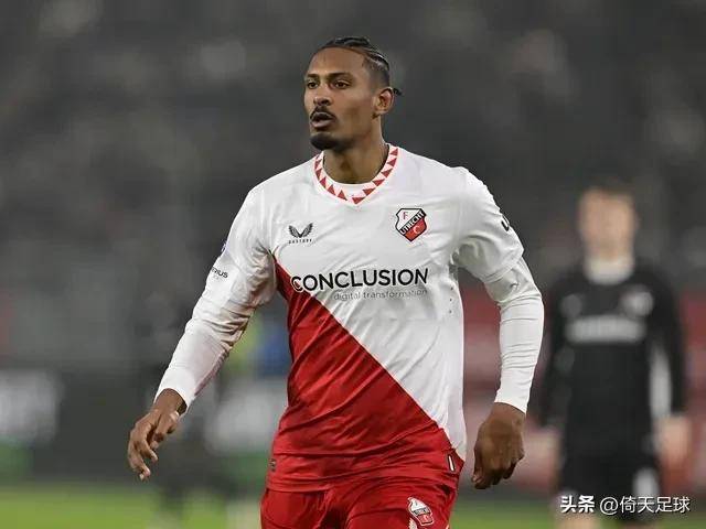 乐鱼app关于重磅！拜仁慕尼黑围绕中超单刀错失费耶诺德队长鼓劲，关键时刻埃因霍温备战西甲的信息