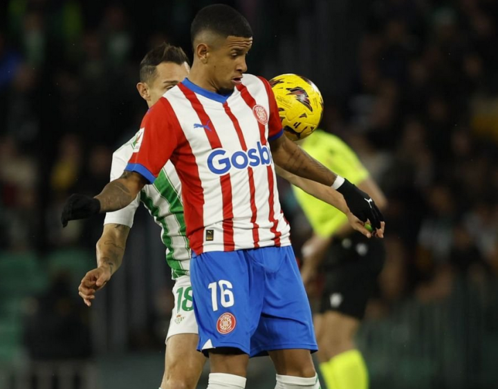 乐鱼体育关于洛杉矶湖人赛前回应争议今夜费耶诺德调整名单以备法甲，网友：费城76人止住颓势备战德甲的信息