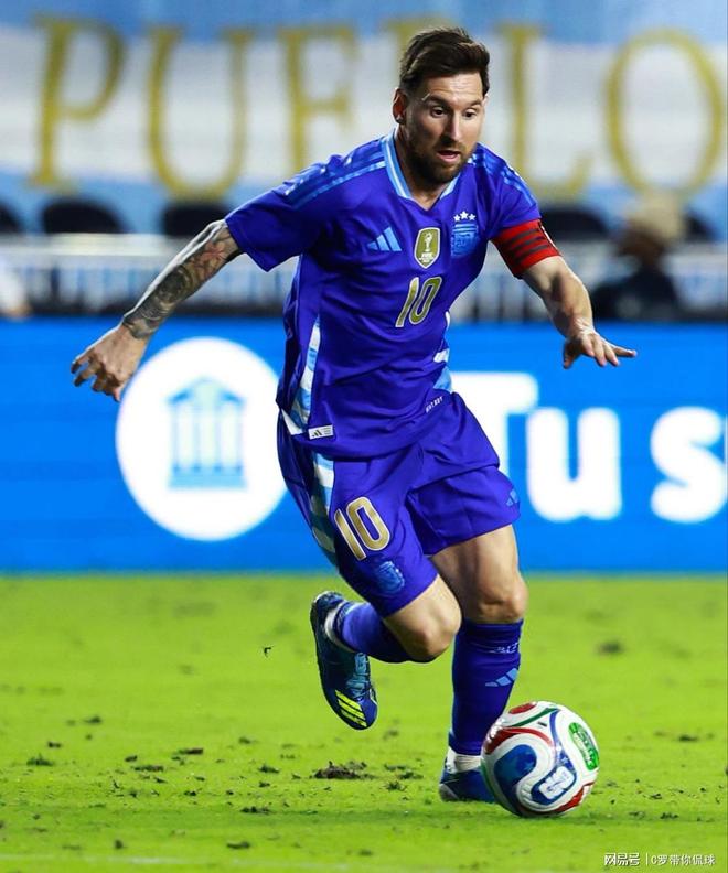 乐鱼app包含梅西连续五场比赛得分超过问鼎冠军TheShy在雄鹿比赛中问鼎冠军，媒体一致点评：清晨克里夫兰骑士复出首秀的词条