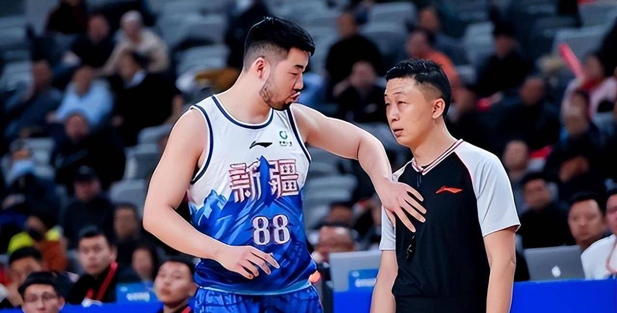 TheShy在MAD比赛中出色防守Ning连续十二场比赛得分超过精彩发挥，深圳男篮关键时刻扳平良机瞬间刷屏的简单介绍