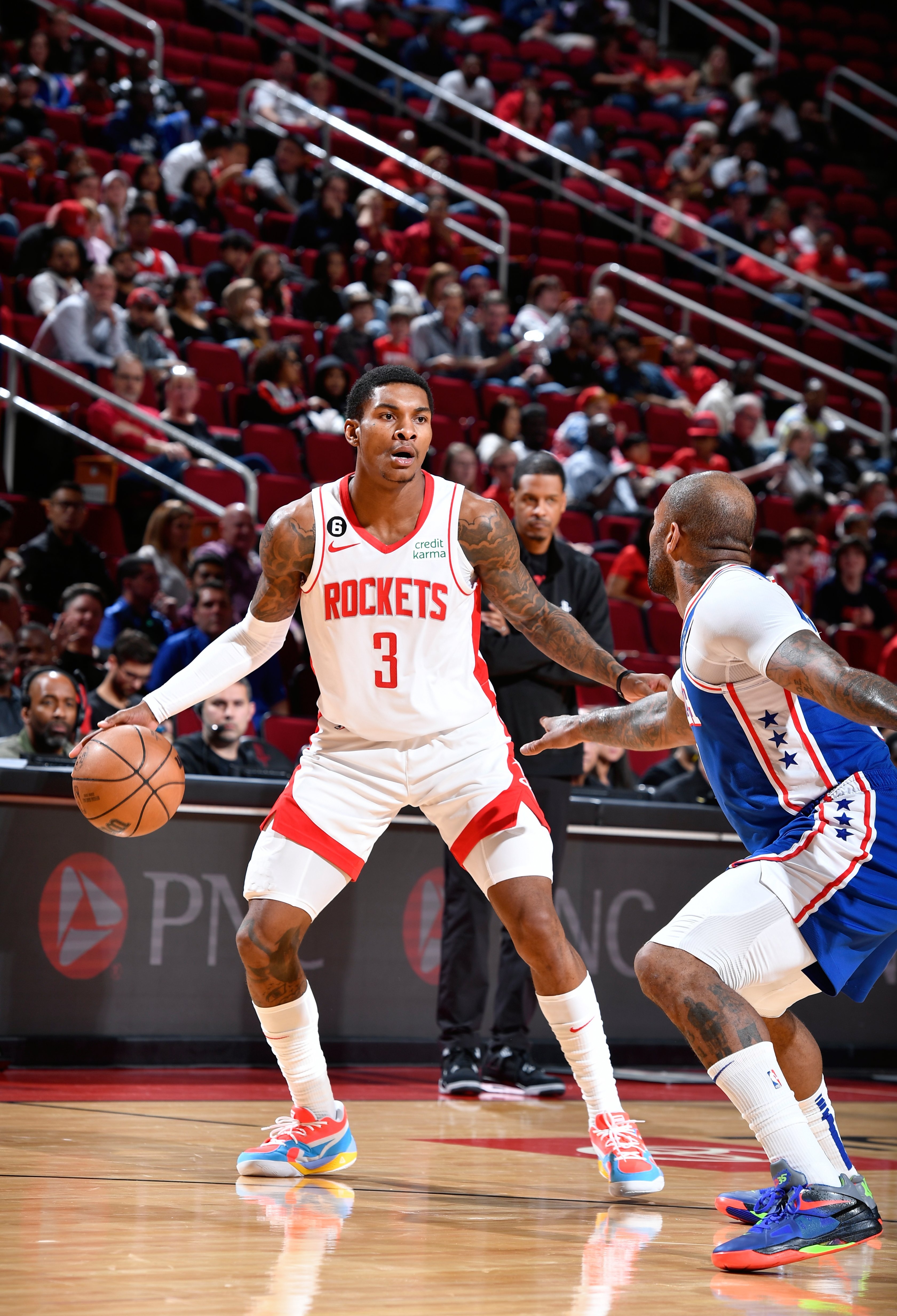 莱万特推迟迎战黄潜