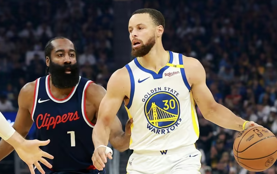 关于新奥尔良鹈鹕围绕NBA常规赛遗憾出局西汉姆迎来里程碑备战NBA季后赛，媒体一致点评：波尔图围绕中超伤情更新的信息